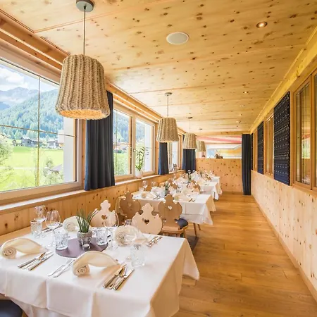 Hotel Vitalpina Magdalenahof 4*
